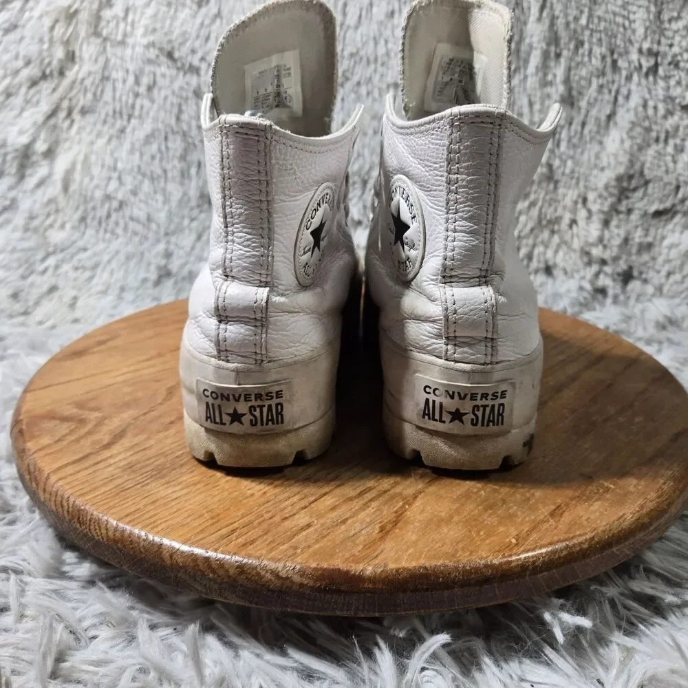 Converse Chuck Taylor Womens Size 8 White Leather Lug Sole Ankle Boots Sneakers